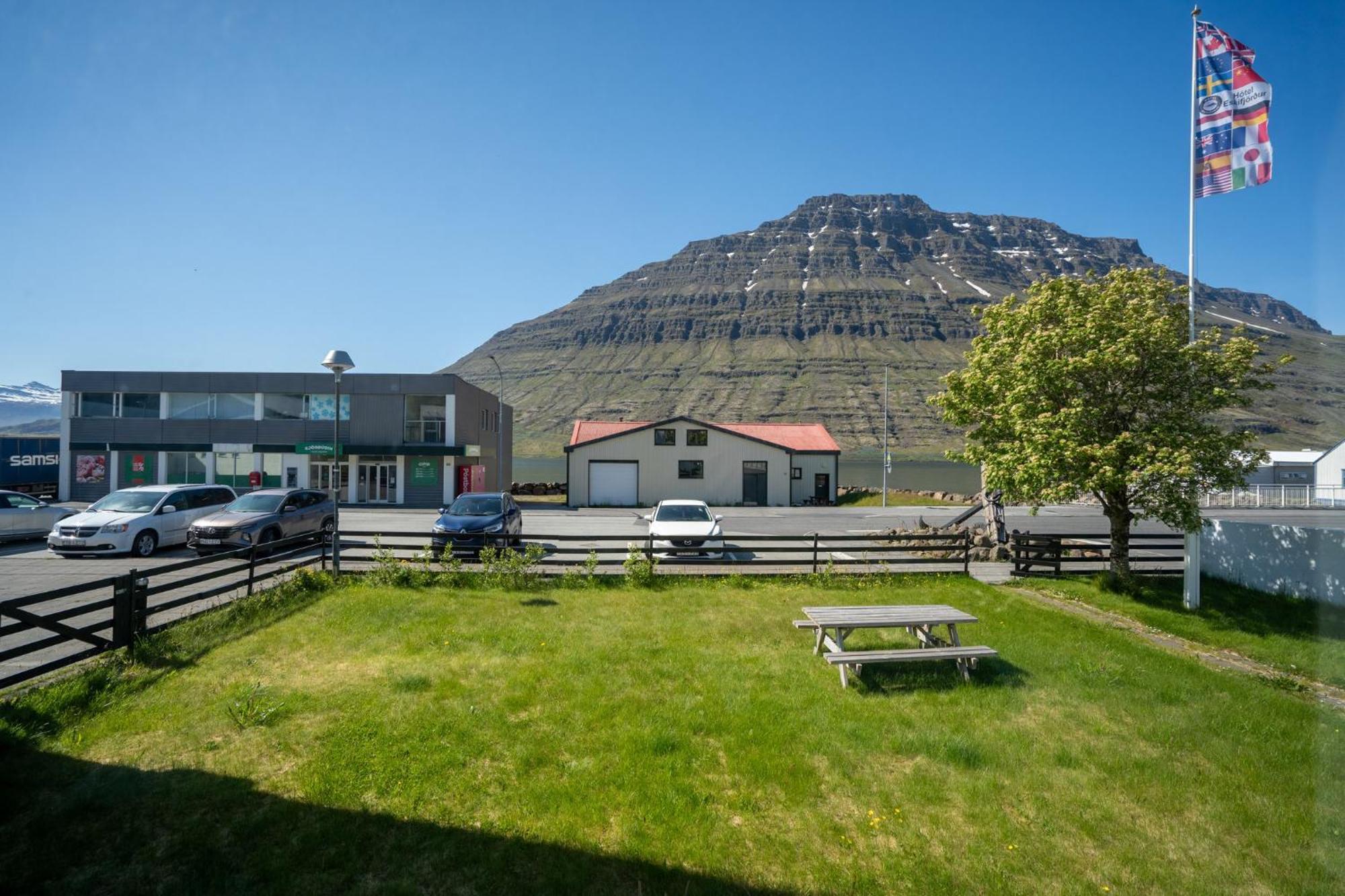 Hotel Eskifjoerthur Eksteriør bilde